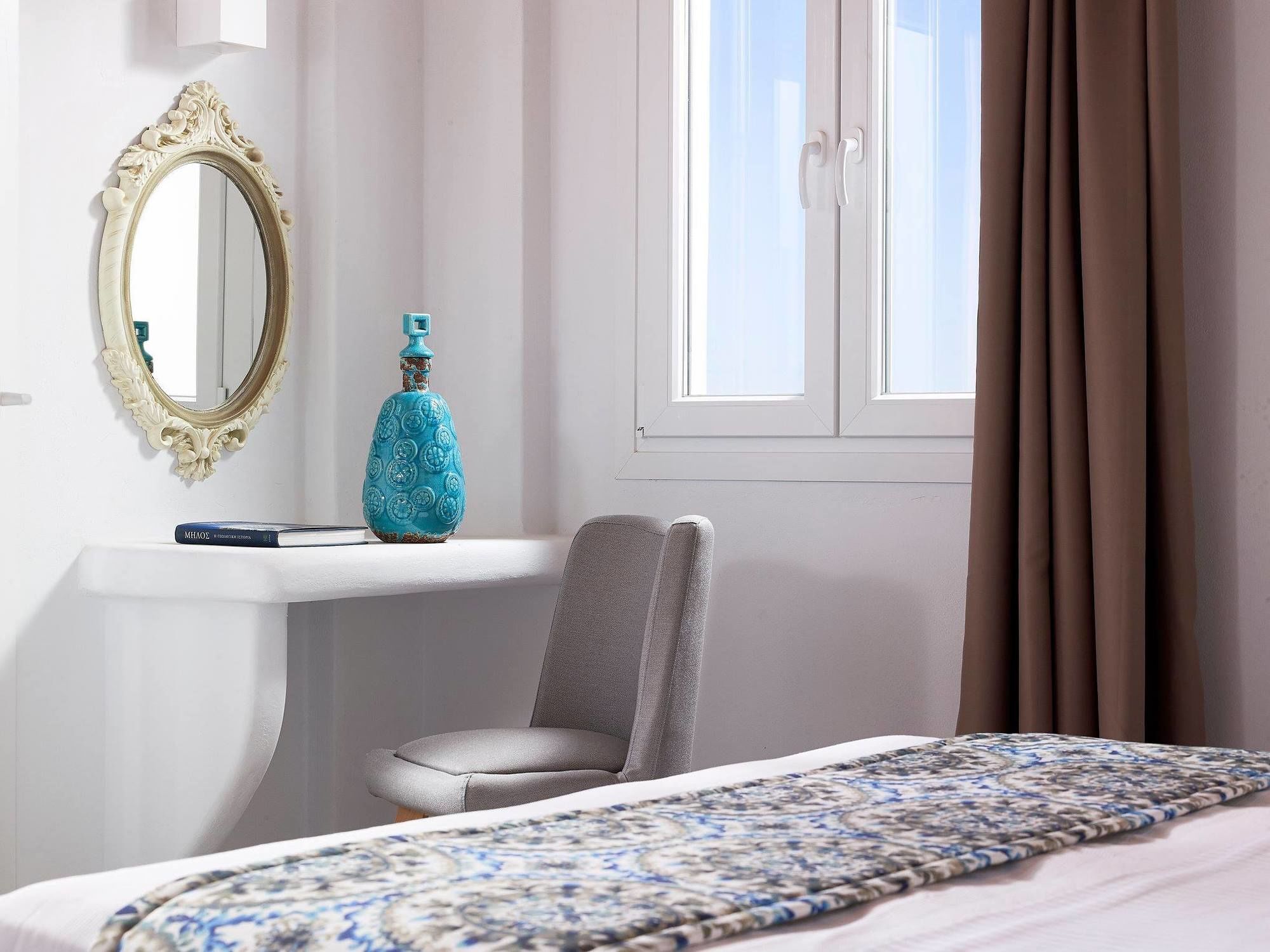 Lithos Luxury Rooms (Adults Only) Адамас Экстерьер фото